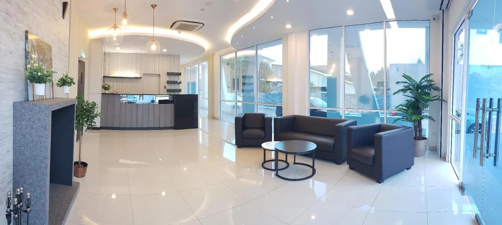 Legacy Hotel - photo 2
