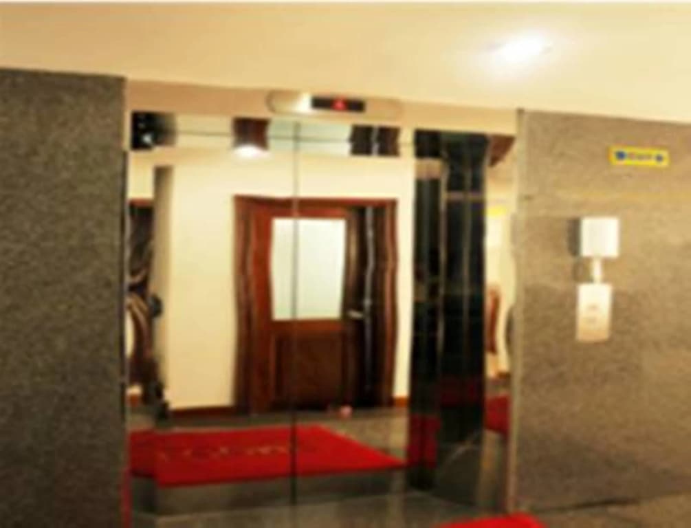 One Star Hotel Danang - photo 10