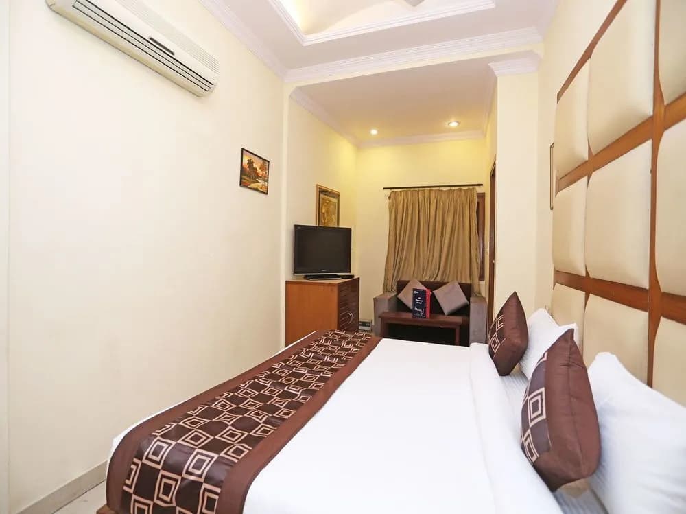 OYO 10750 Hotel Vivek - photo 5