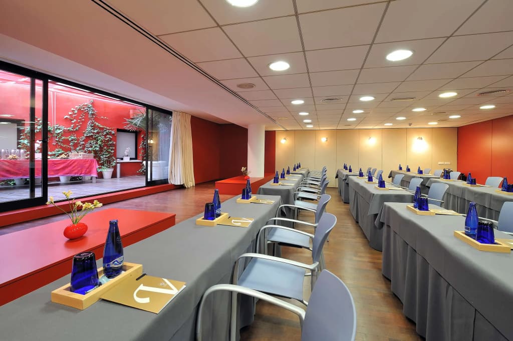 Hotel Vincci SoMa - photo 18