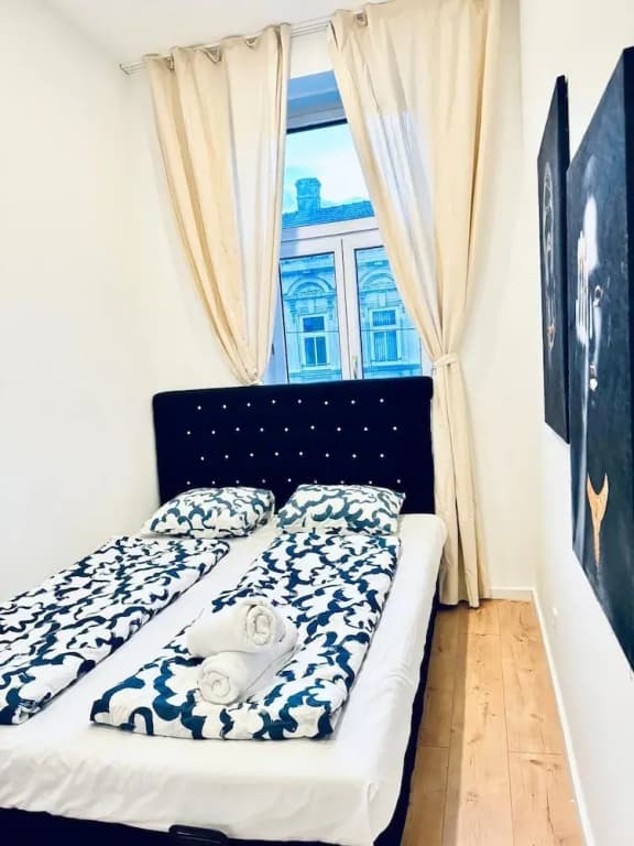 Spacious 3BR Near Kaufpark Alterlaa - photo 5