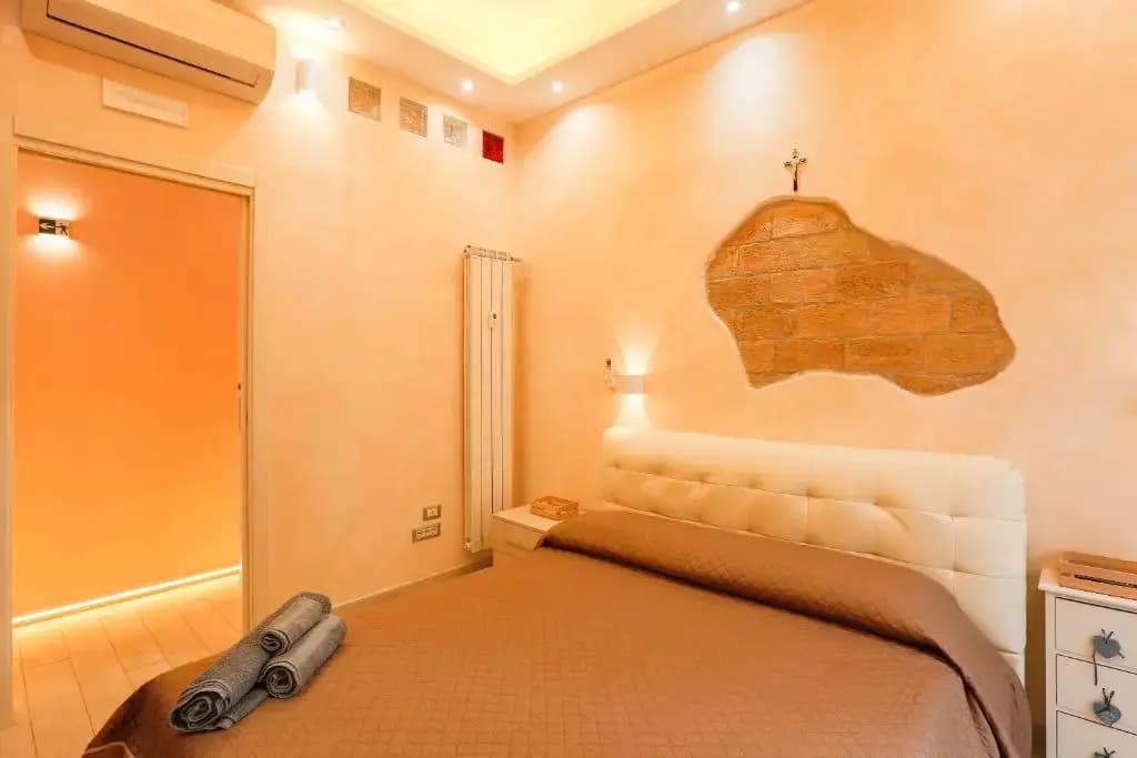 Spartacus Inn - photo 2