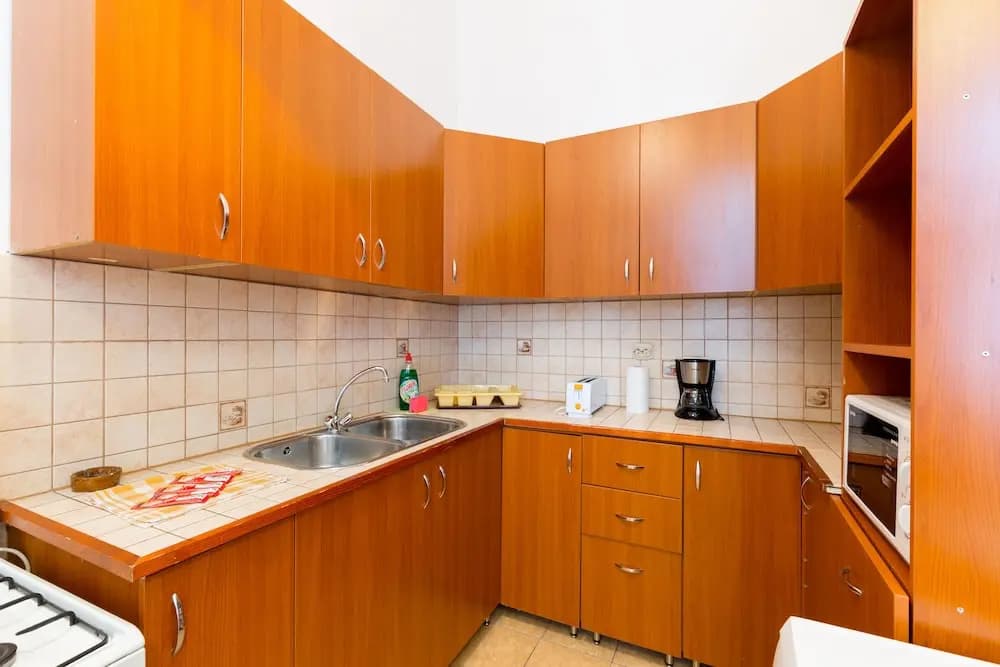 Budapest Apart-NAM-Queen Room - photo 13