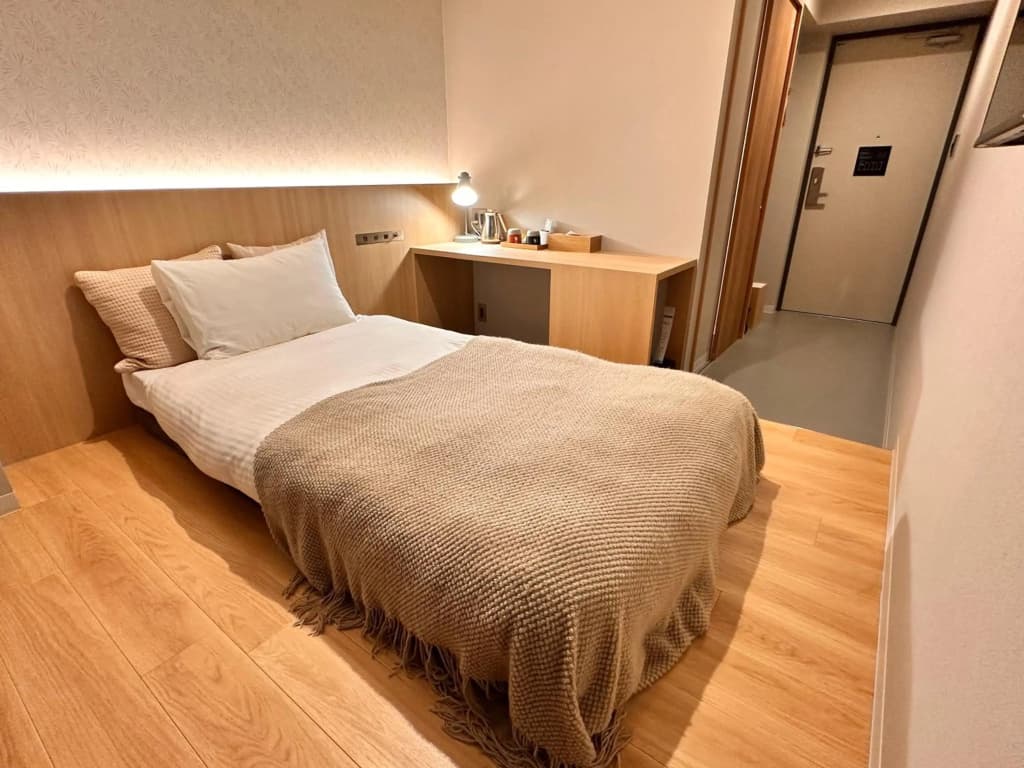 R Hotel Namba - photo 14