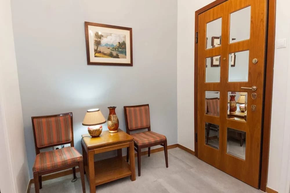 Beautiful Retro Apt in Koukaki - photo 11