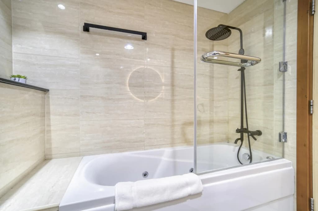 Ocean Heights - 5606- DM - photo 8