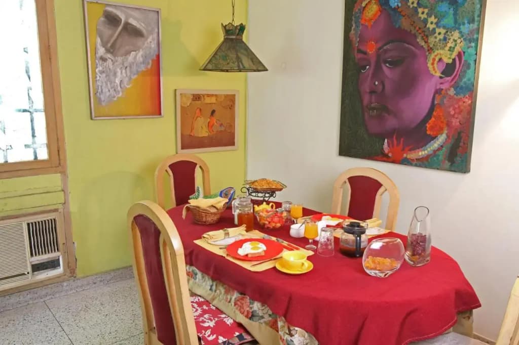 Nina Kochhars Homestay - photo 13