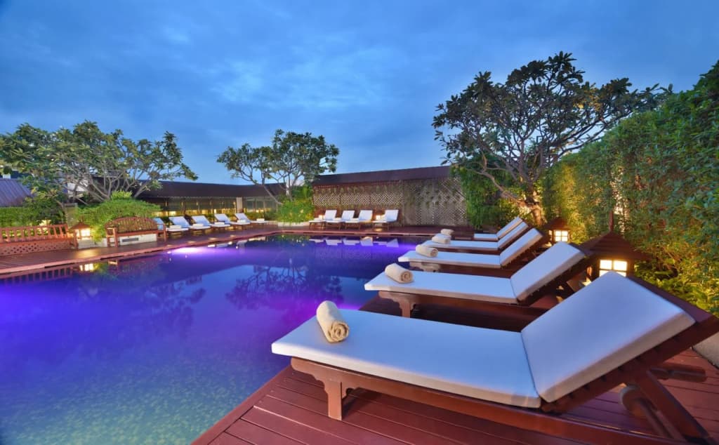 Centre Point Plus Hotel Pratunam - photo 20