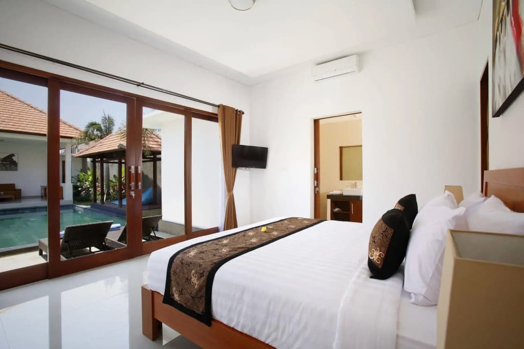Kubu Manggala Villas Seminyak - photo 3