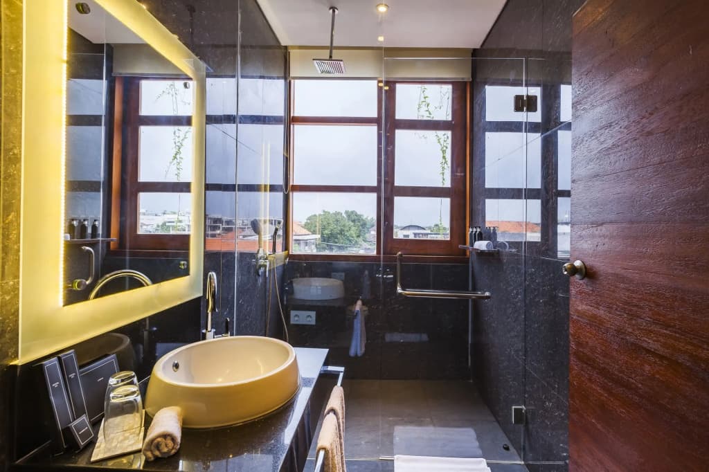 Imani Suites - photo 8
