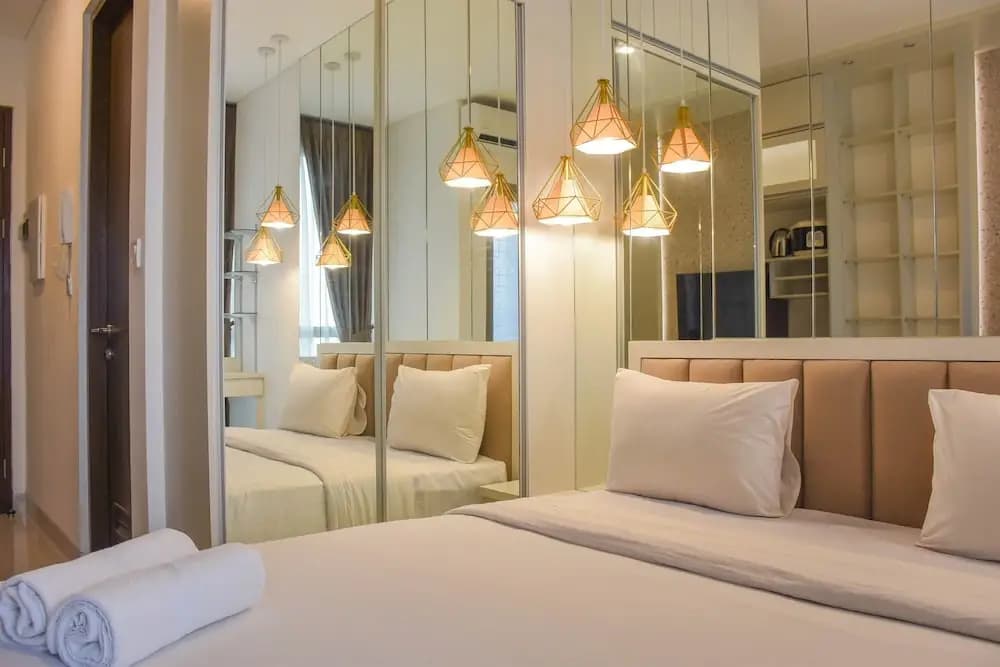 Fancy And Nice Studio At Ciputra World 2 Apartment - photo 1