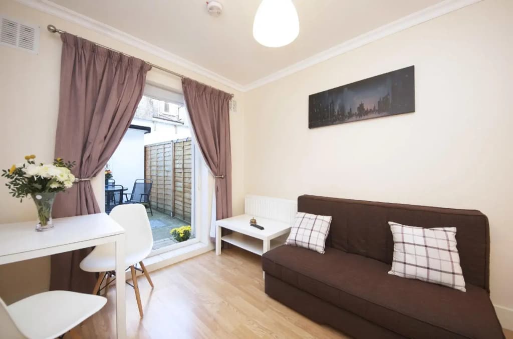 W14 Apartments - photo 10