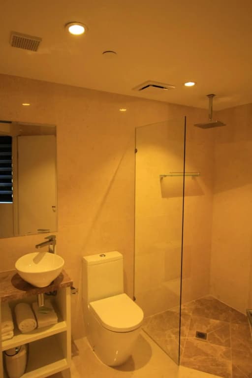 Melrose Apartments - photo 9