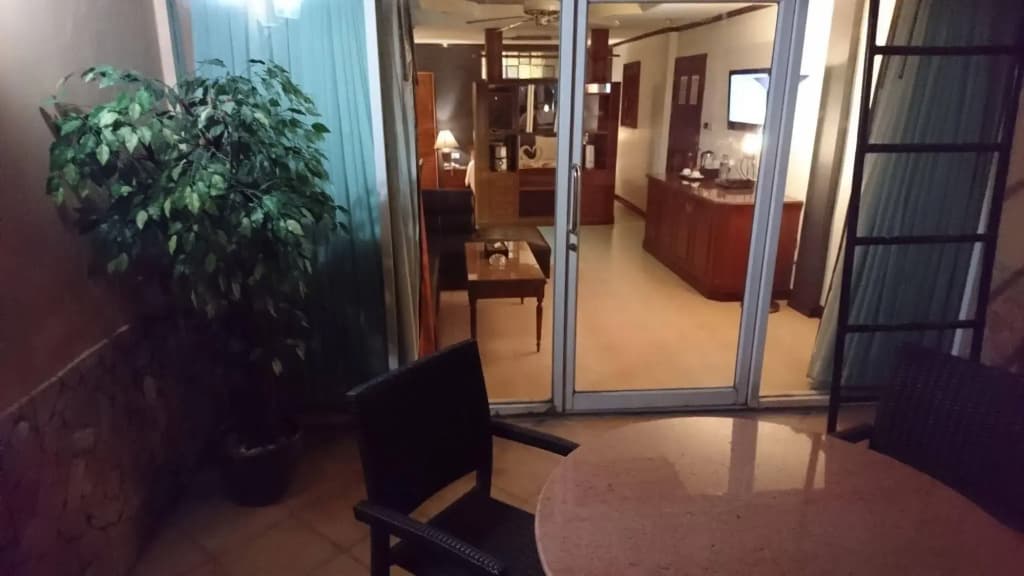 Le Cafe Royale Hotel - photo 7