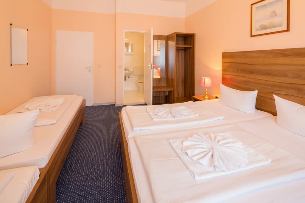 Alper Hotel am Potsdamer Platz - photo 3