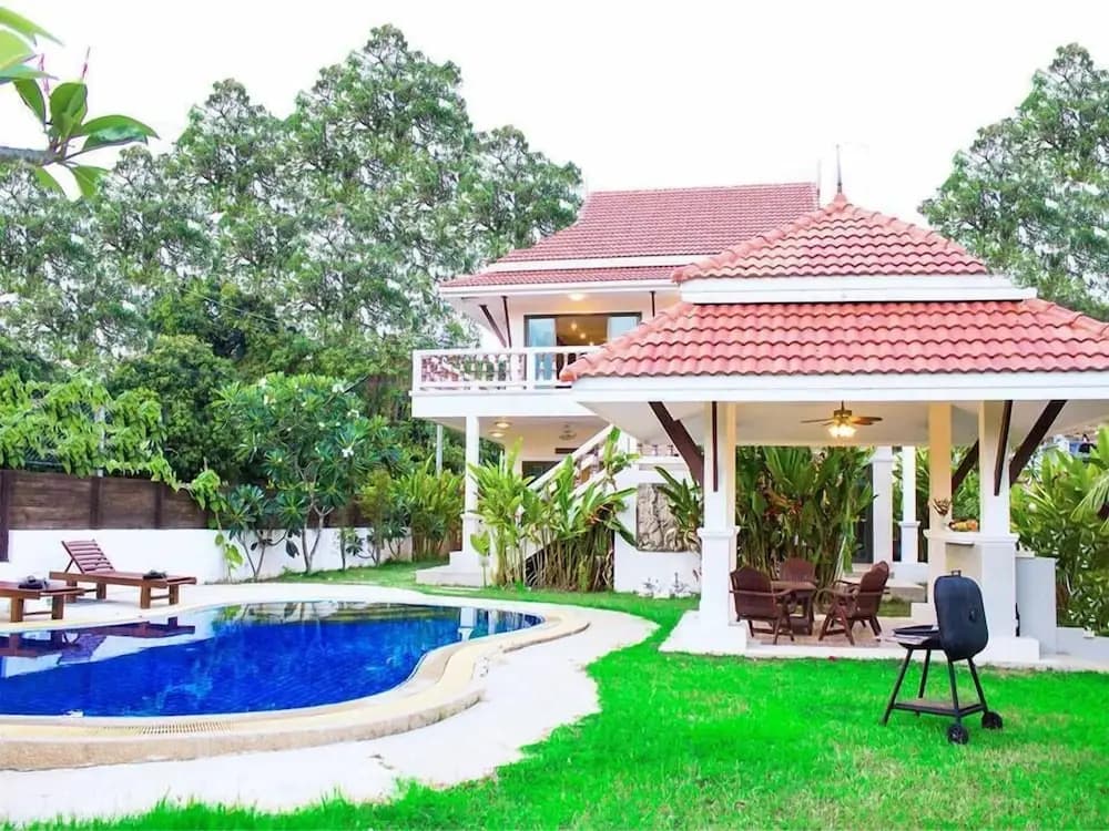 Baan Dork Bua Villa - photo 11