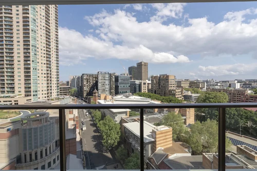 Modern Apartment in Darling Harbour - photo 15