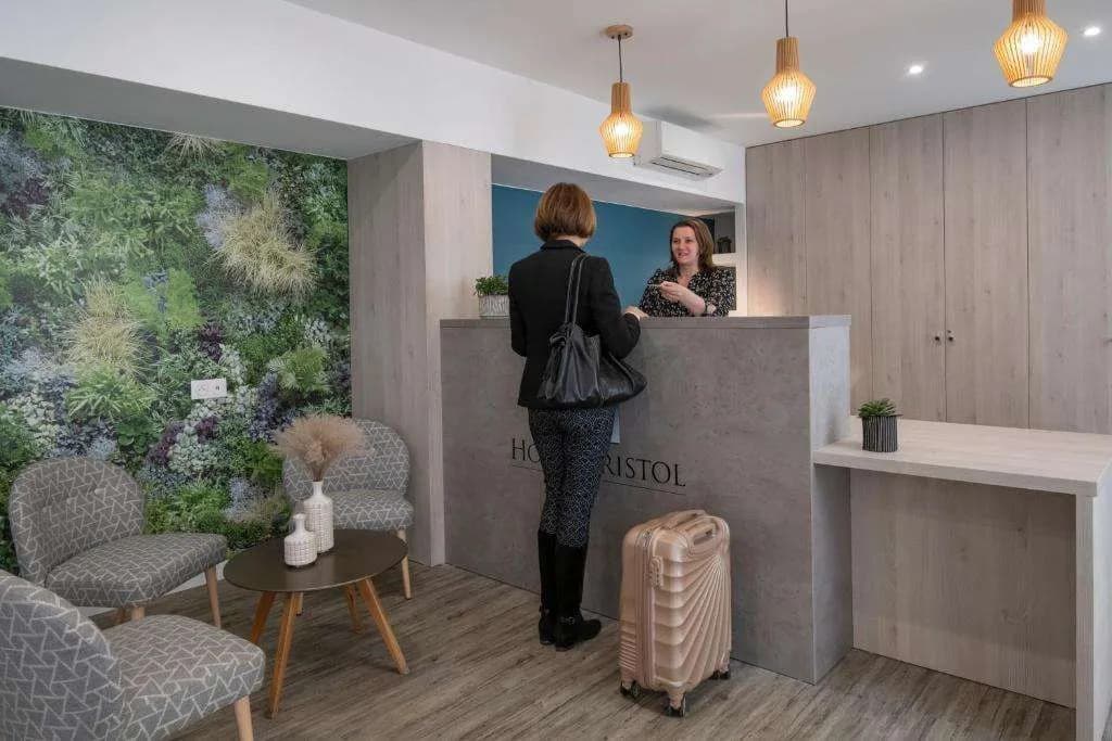 Hôtel Bristol - photo 26