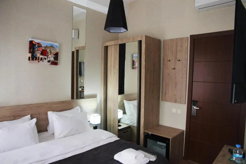 City Heart Hotel - photo 4