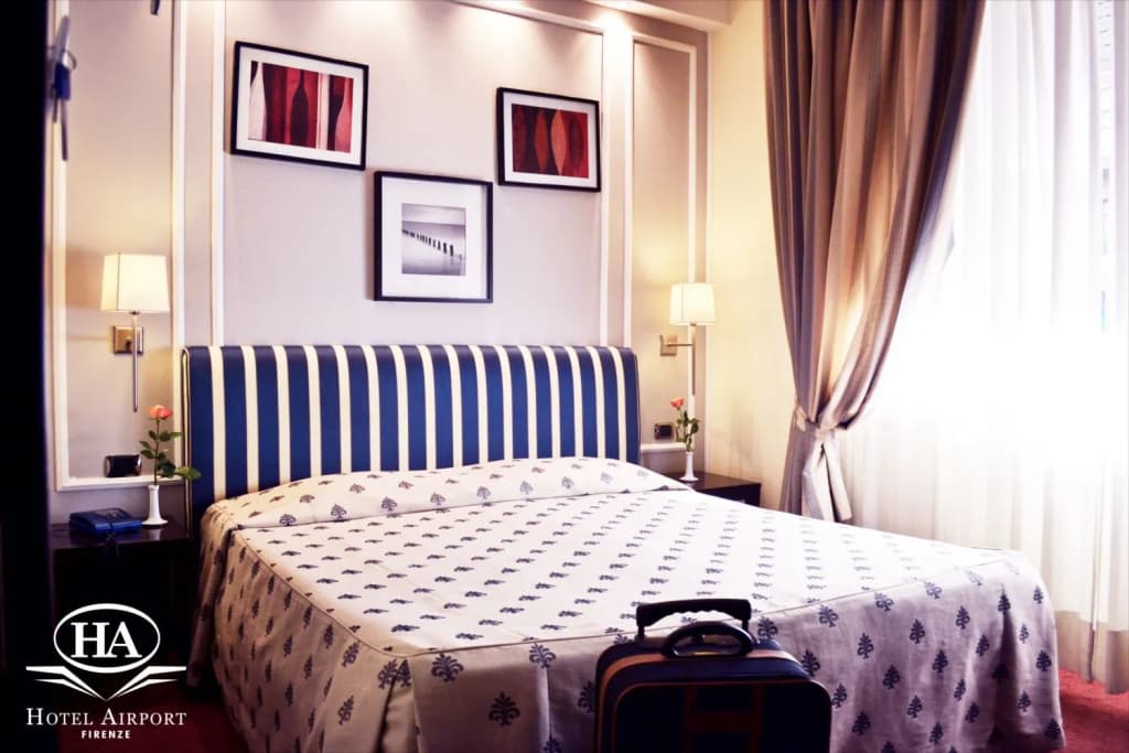 Hotel Airport - photo 2