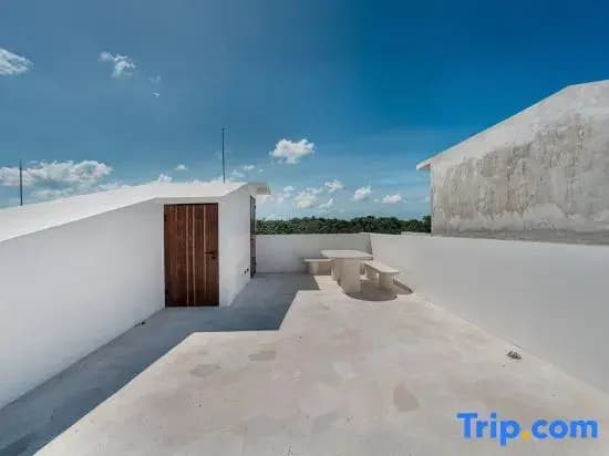The View - 2BR Luxury Villa - photo 3