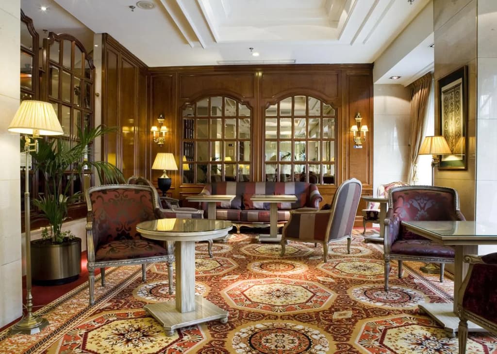 Hotel Emperador - photo 2