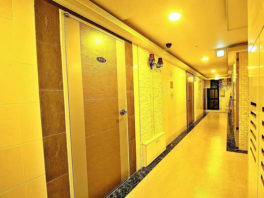 Eel Guest House - photo 10