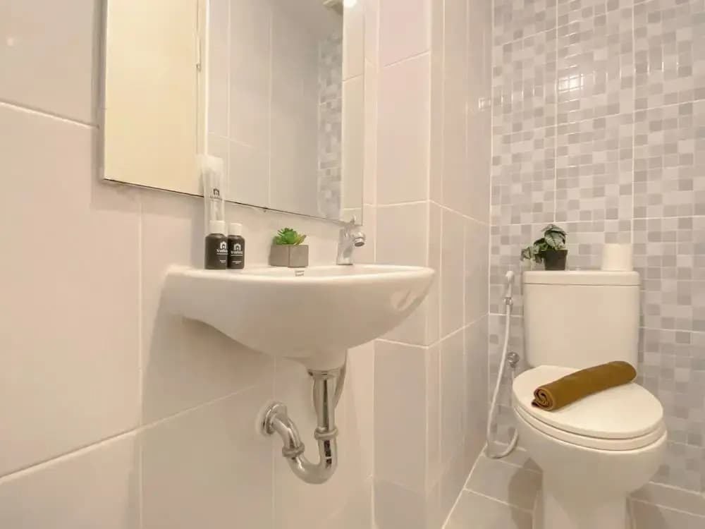 Wooden Style Studio At Apartment Tokyo Riverside Pik 2 - photo 7
