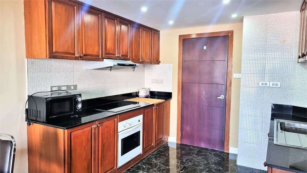 Spacious 2-bedroom Family Condo With Pool View 10th Floor, Angket Hip Residenc - photo 26