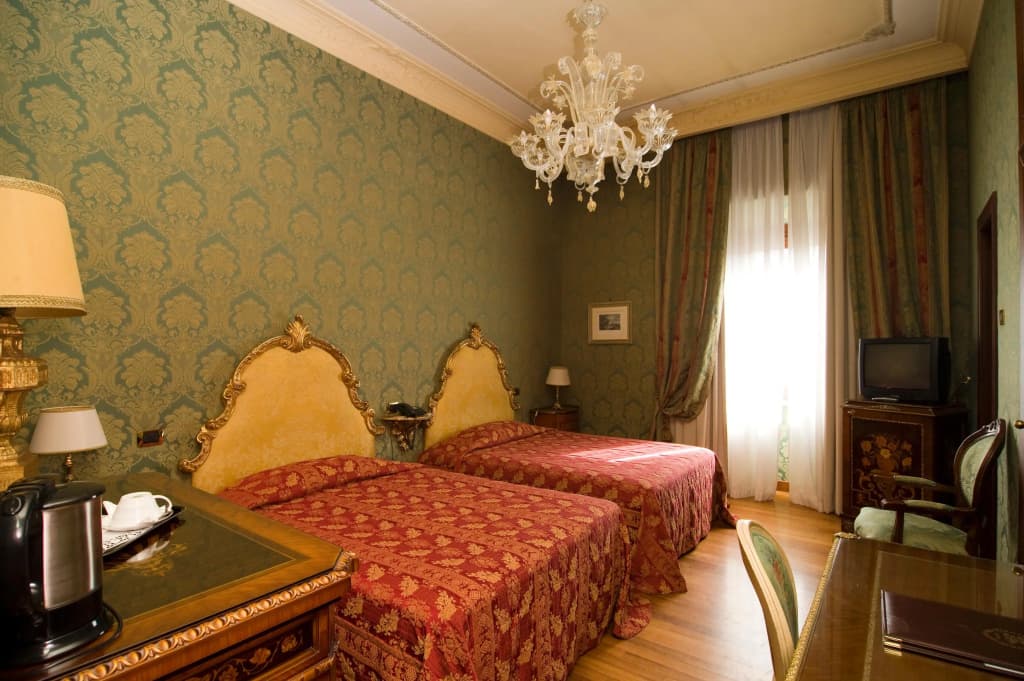 Turner Hotel - photo 34