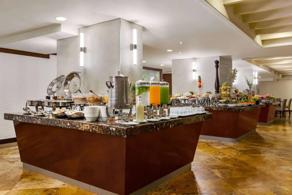 Grand Regency Doha, Trademark Collection by Wyndham - photo 44
