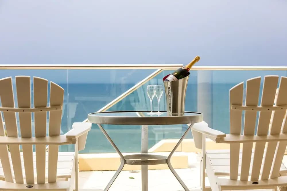 Jonahs Restaurant & Accommodation, Whale Beach - photo 6