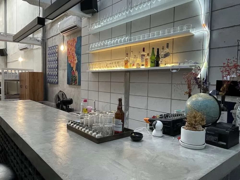 Old Bar Bangkok House - photo 11