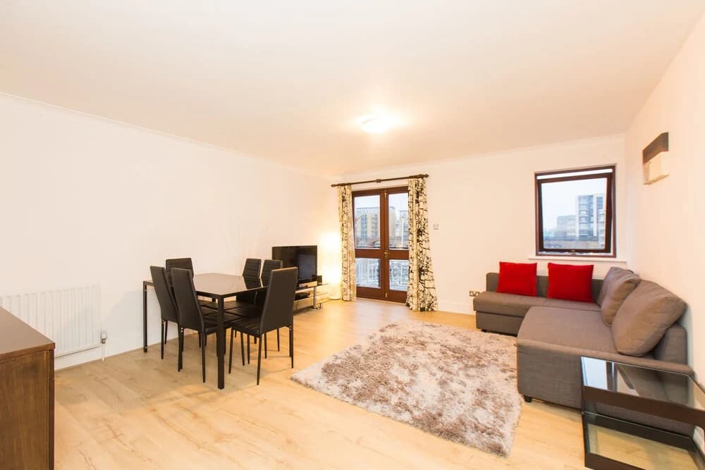 Three Bedroom Limehouse - photo 10