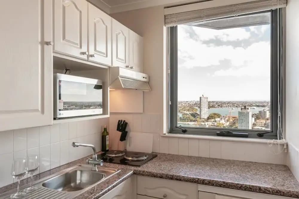 Milsons Point Apartment with Harbour Bridge Views - photo 13