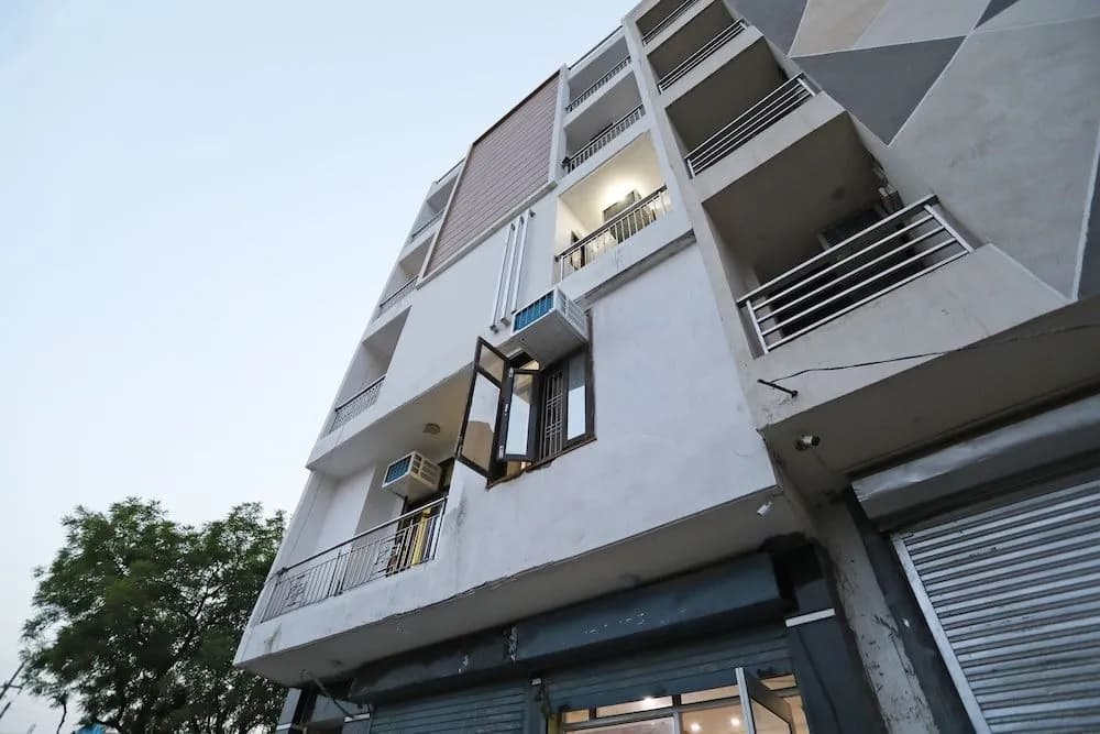 OYO 40167 Yesh Residency - main photo