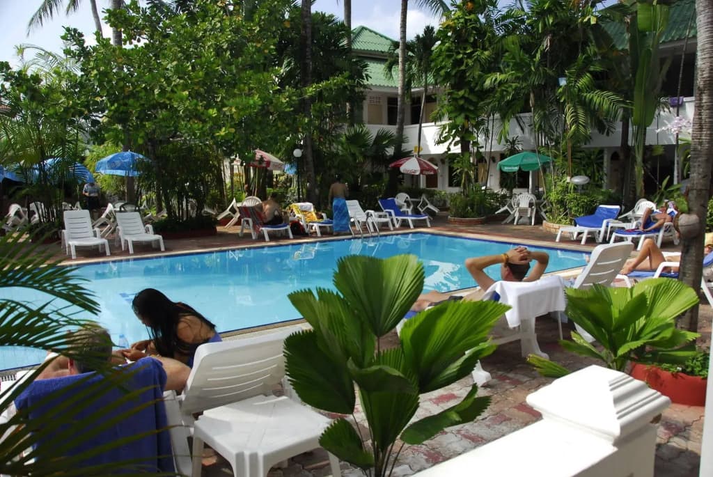 The Expat Hotel - photo 15