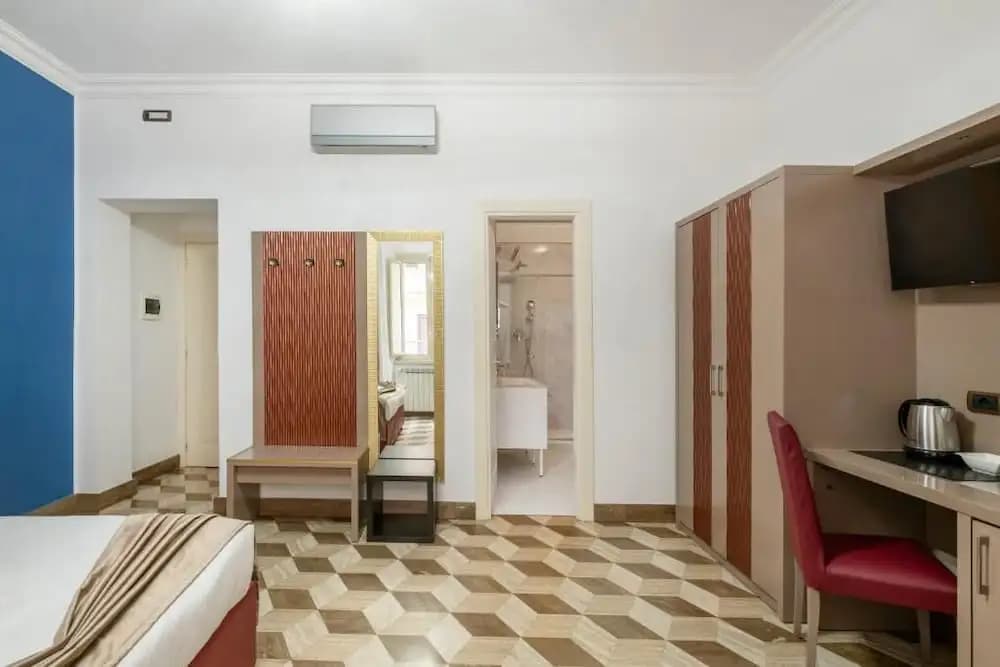 The Five Oscars Inn - photo 34