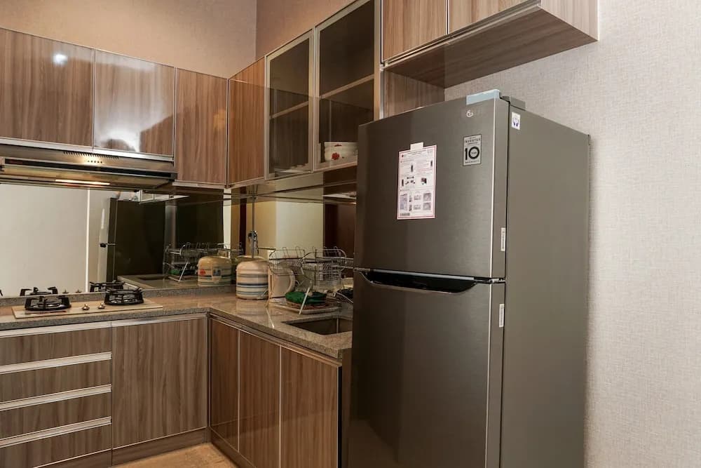 Fabulous 2BR Lucky Tower Apartment - photo 20