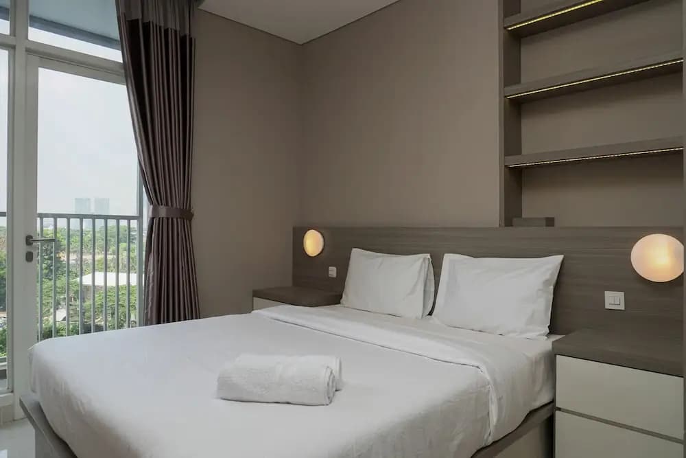Pool View Studio Apartment Ciputra International - main photo