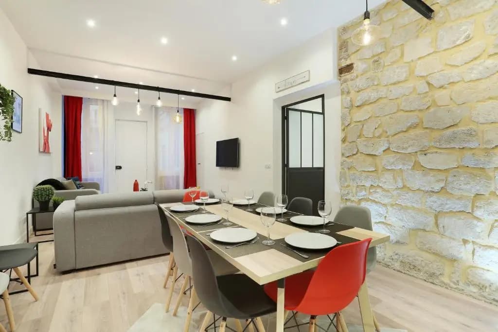 Pick A Flat's Upper Marais Apartments- Rue du Faubourg Saint-Martin - photo 12