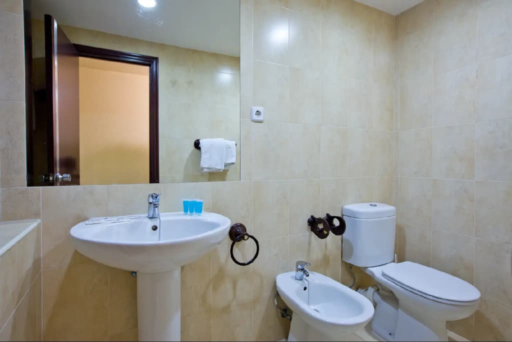 Apartamentos Recoletos - photo 9