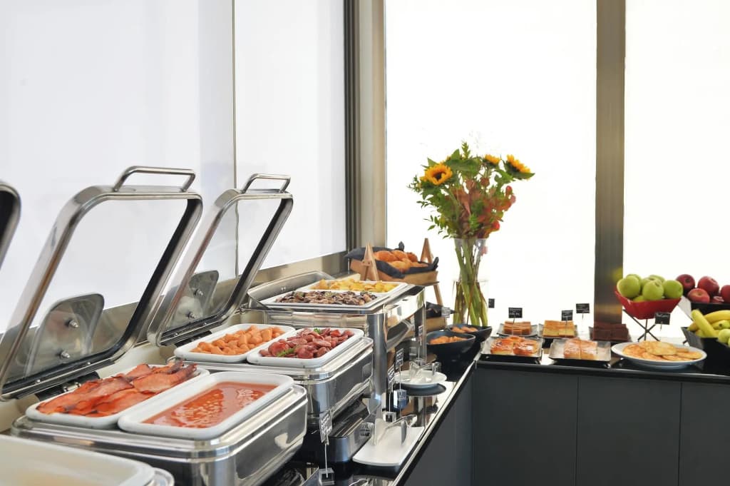 Athenaeum Smart Hotel - photo 12