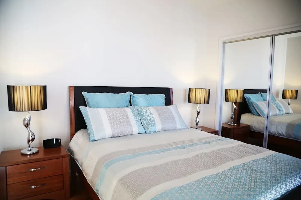 Bluebell Apartments - photo 2