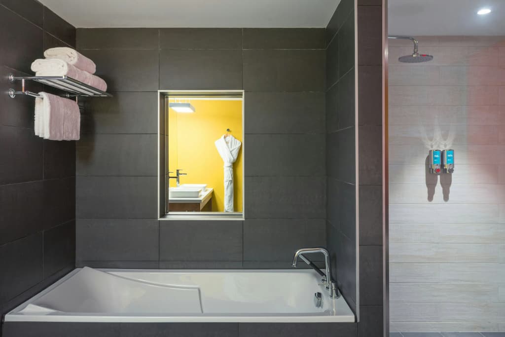 Aloft by Marriott Al Ain - photo 8