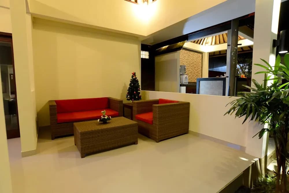 AW Residence Seminyak - photo 2