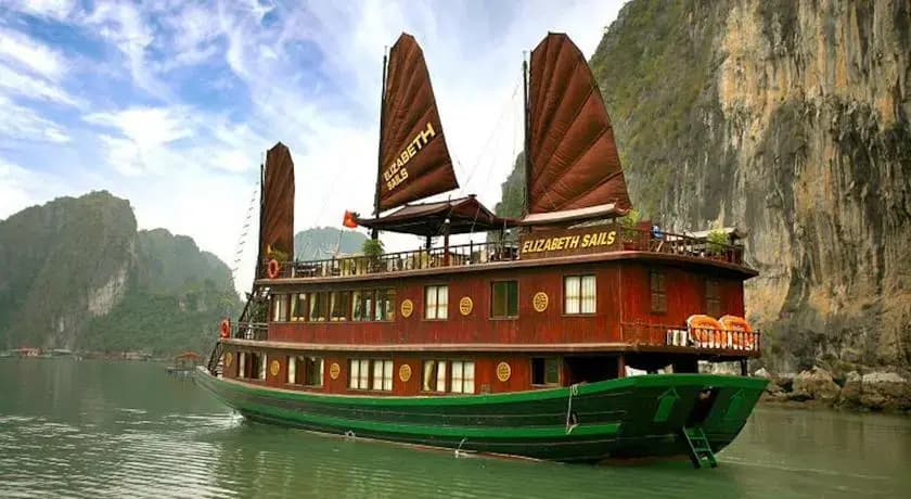 Elizabeth Sails - photo 10