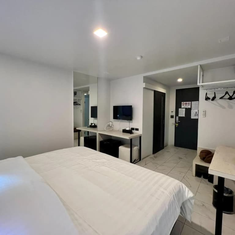 We Terminal Hotel - photo 41