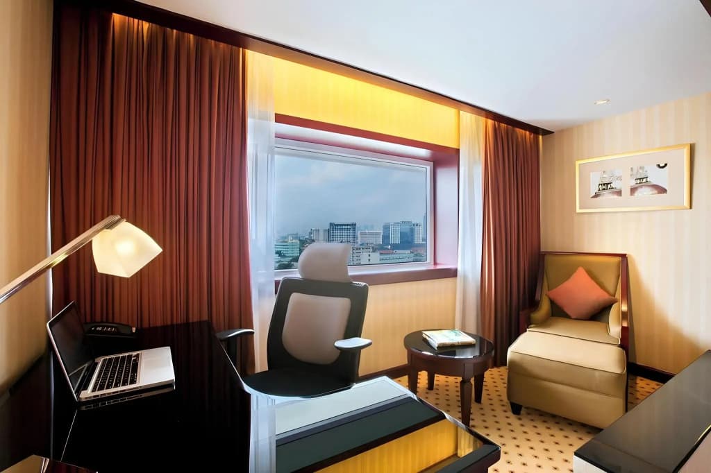Hotel Borobudur Jakarta - photo 33