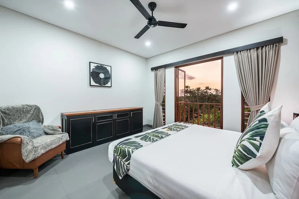 Villa Anyar - photo 22